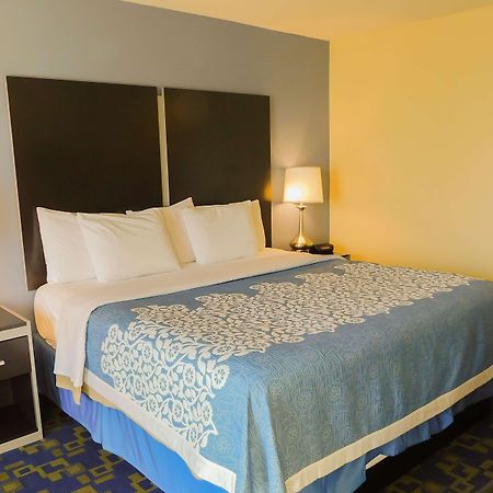 Days Inn & Suites By Wyndham Pocahontas Ngoại thất bức ảnh