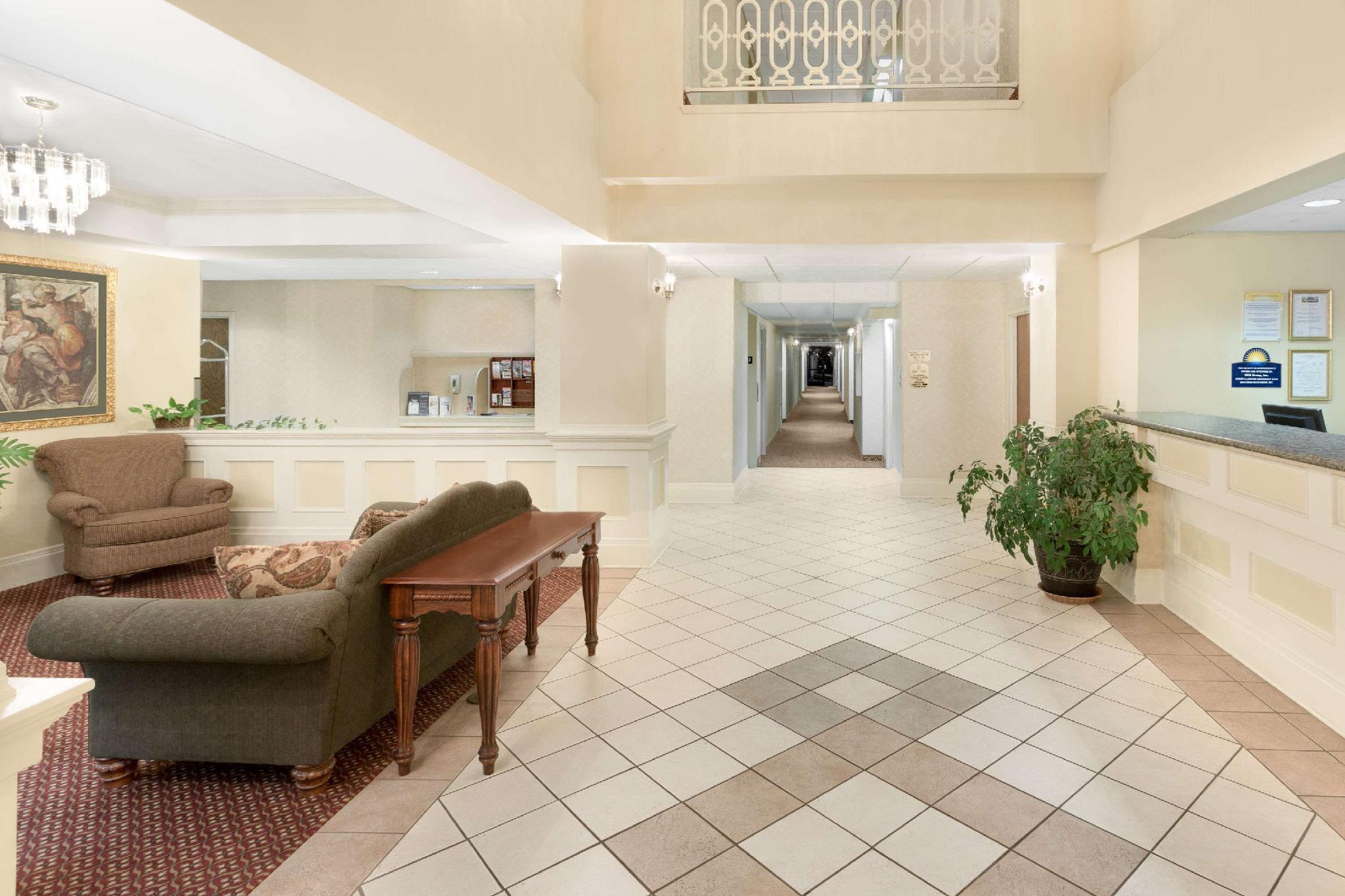 Days Inn & Suites By Wyndham Pocahontas Ngoại thất bức ảnh