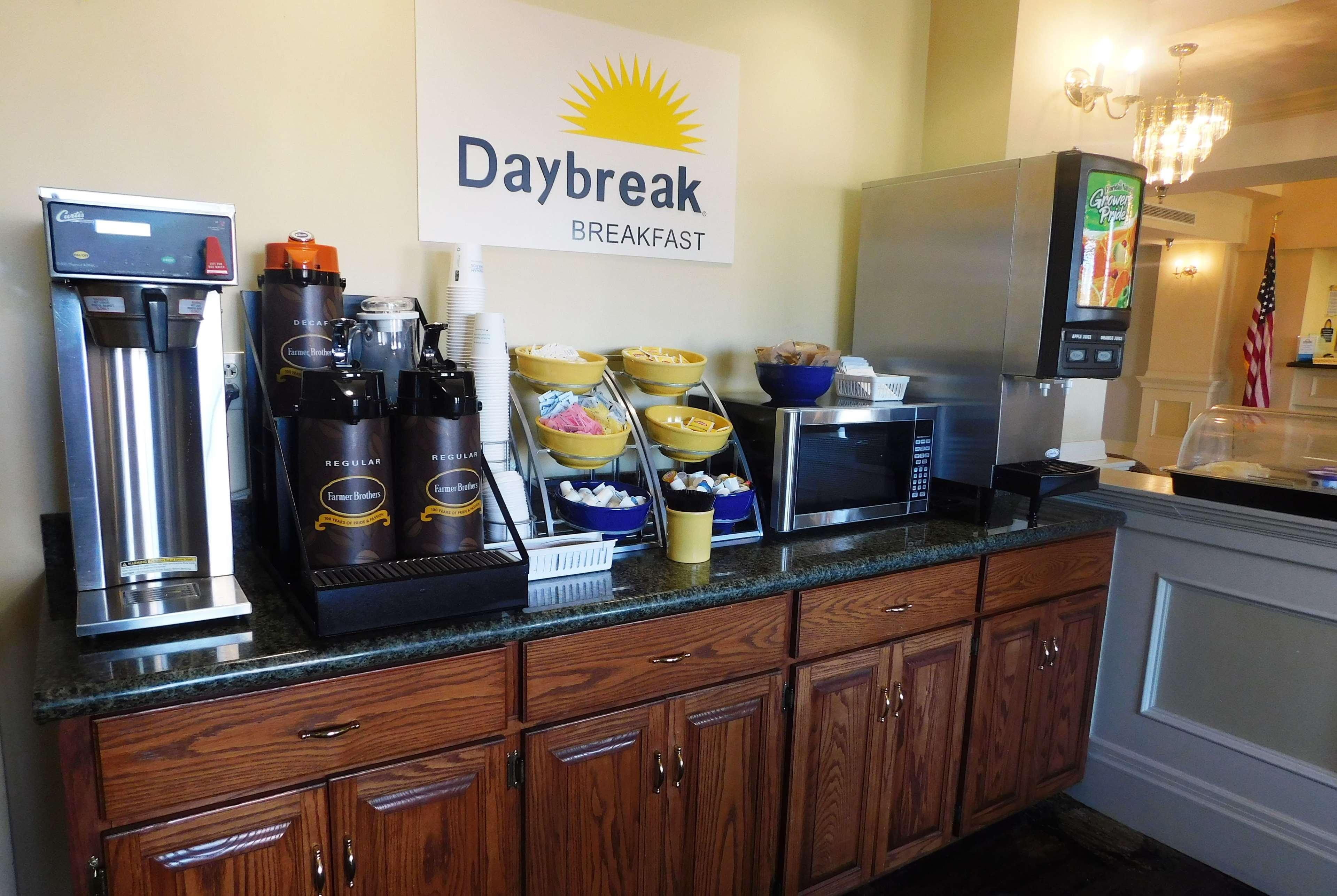 Days Inn & Suites By Wyndham Pocahontas Ngoại thất bức ảnh