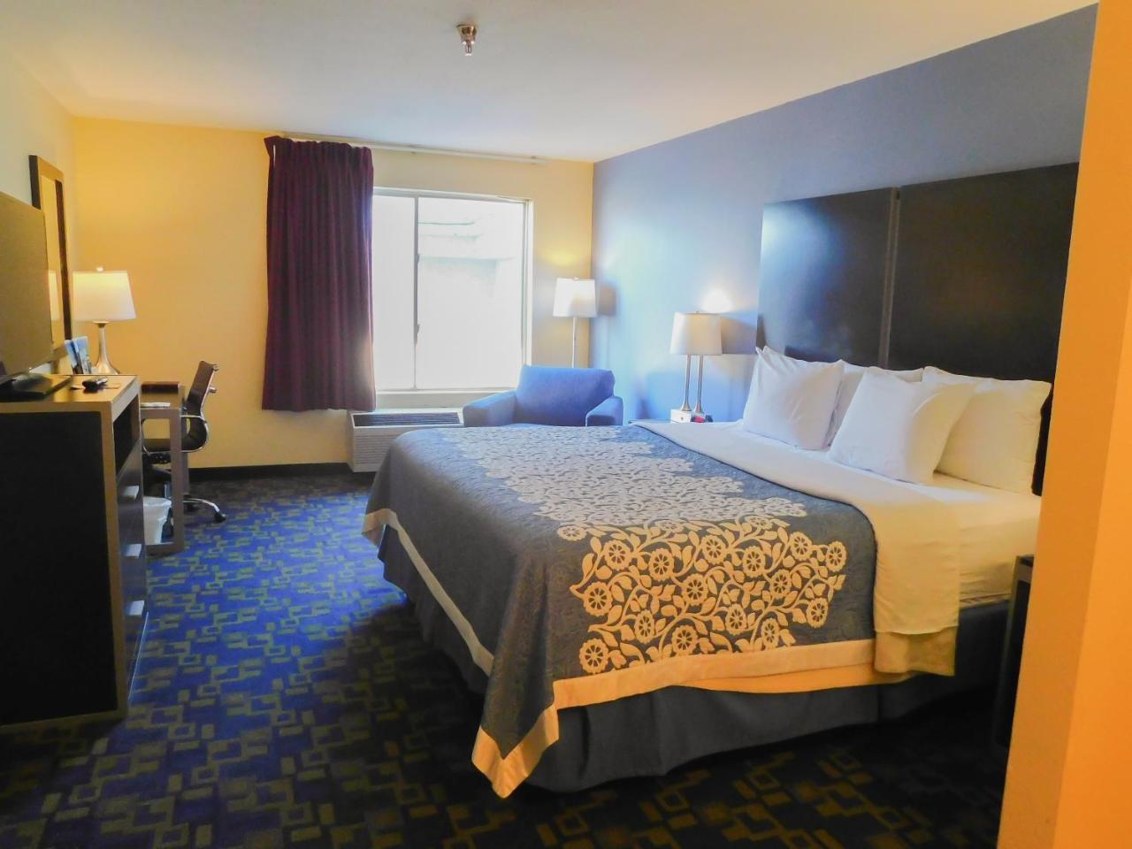 Days Inn & Suites By Wyndham Pocahontas Ngoại thất bức ảnh