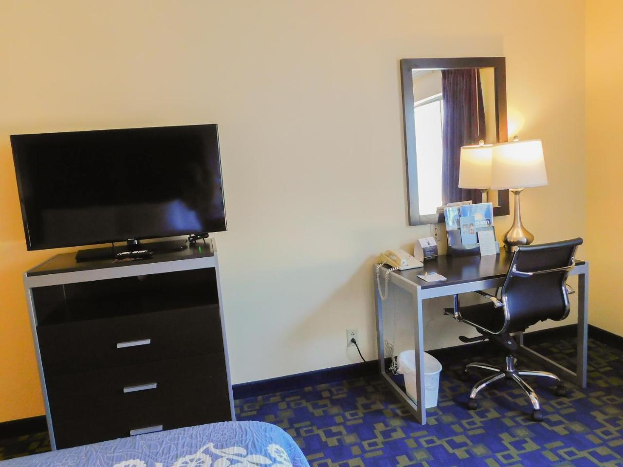 Days Inn & Suites By Wyndham Pocahontas Ngoại thất bức ảnh
