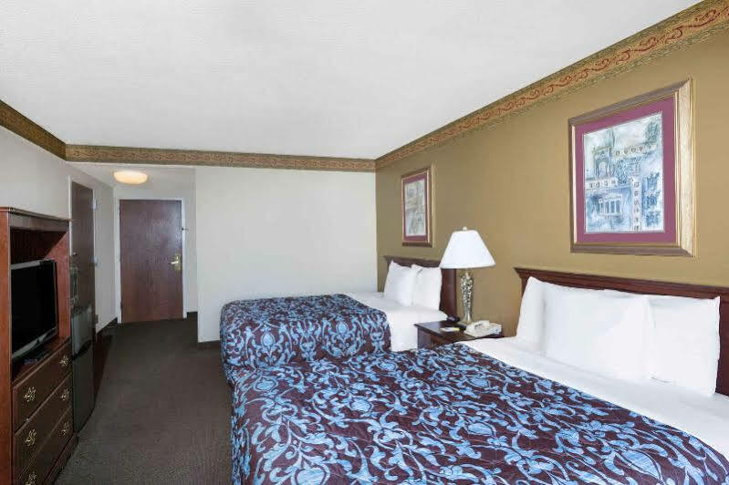 Days Inn & Suites By Wyndham Pocahontas Ngoại thất bức ảnh